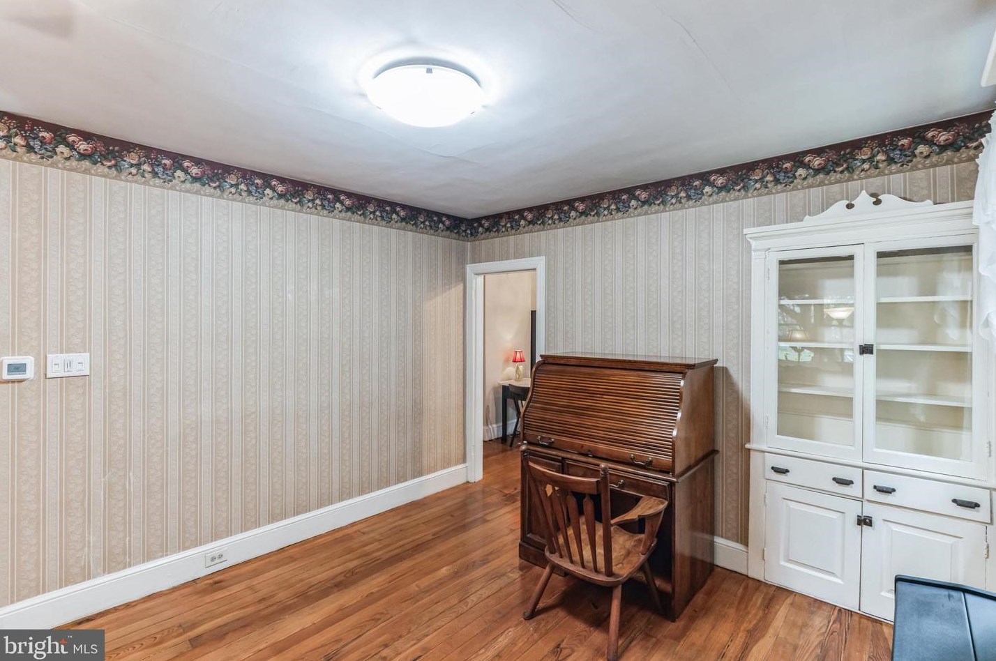 44 Sterling St, Upper Makefield PA  18940-1825 exterior