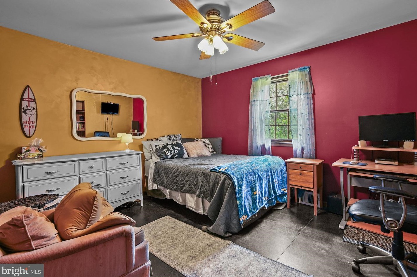 442 Norwood Ave, Upper Makefield PA 18940-2234 exterior