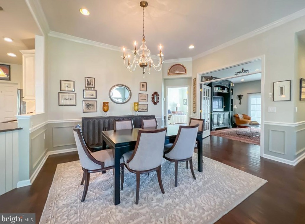 221 Willow Dr, Upper Makefield PA 18940-2458 exterior