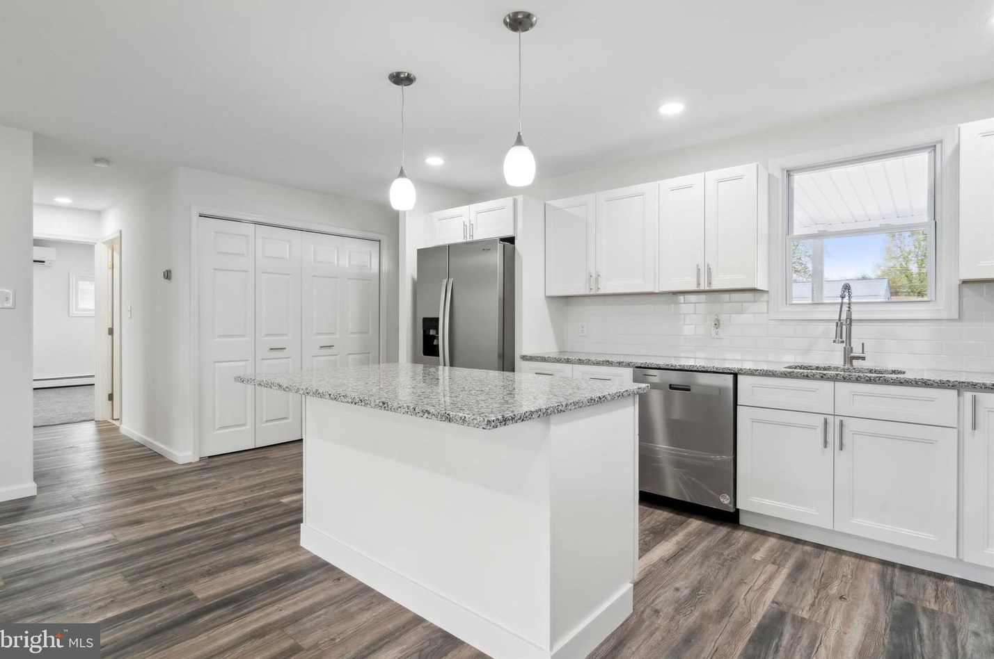 11 Boston Ivy Rd, Levittown, PA 19057-3007