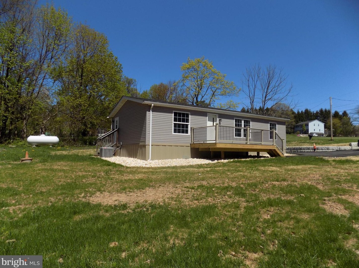 2940 Allentown Rd, Quakertown, PA 18951