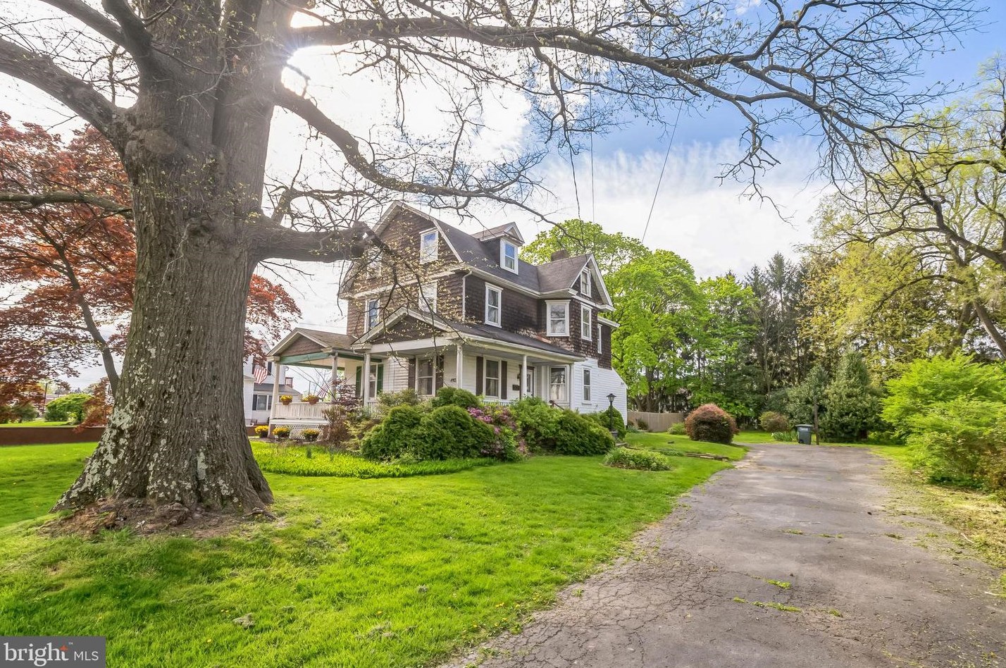 683 Knowles Ave, Southampton, PA 18966-4167