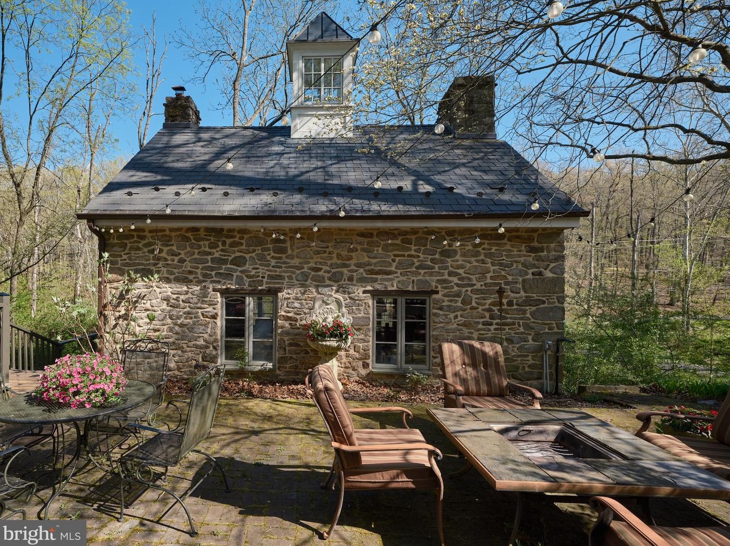 7059 Ely Rd, New Hope, PA 18938