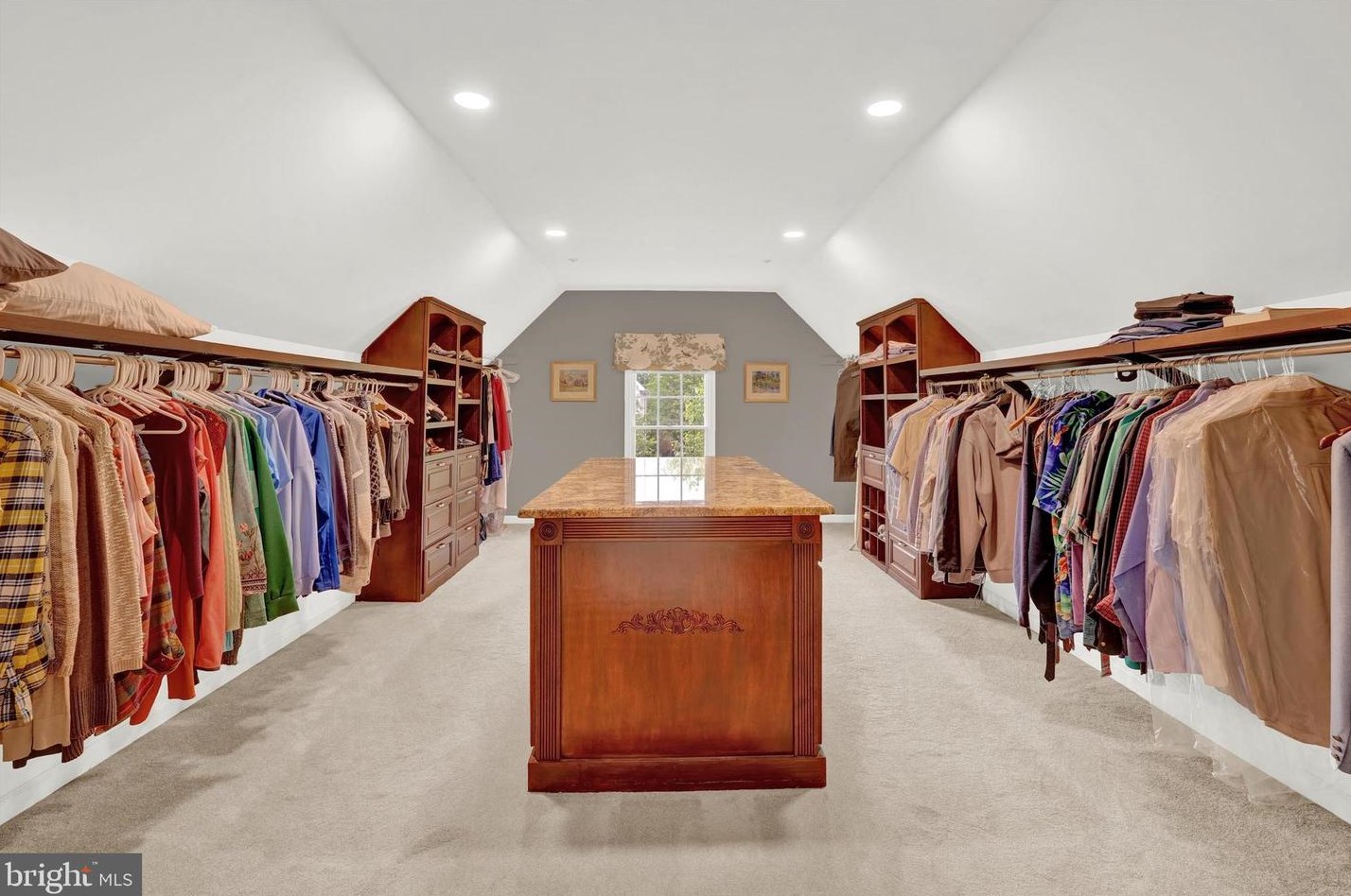 1861 Augusta Dr, Jamison PA 18929-1083 exterior