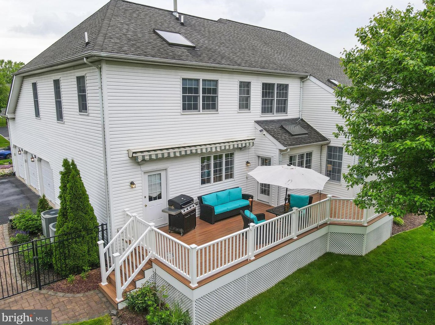 1861 Augusta Dr, Jamison PA 18929-1083 exterior