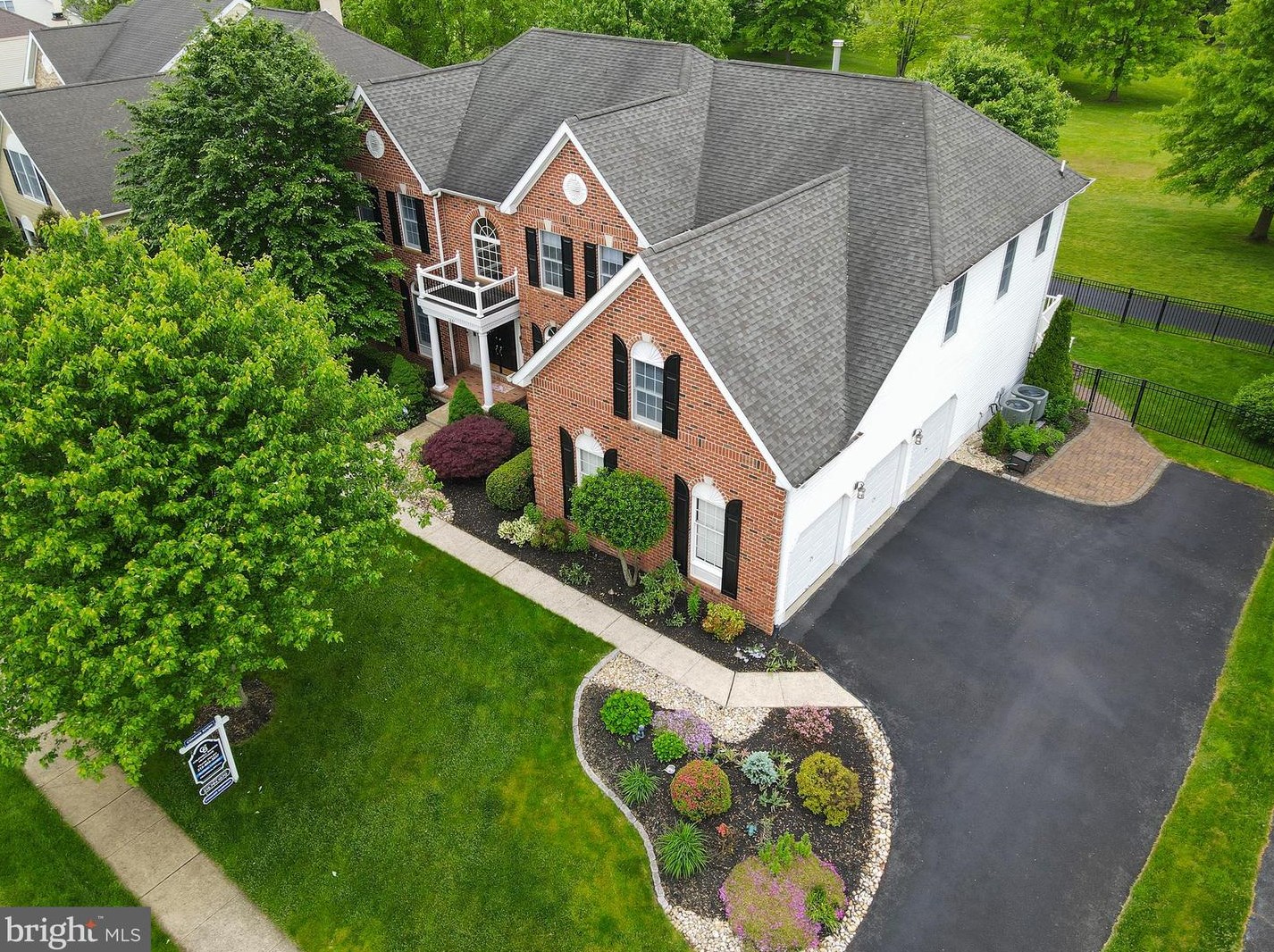 1861 Augusta Dr, Jamison PA 18929-1083 exterior