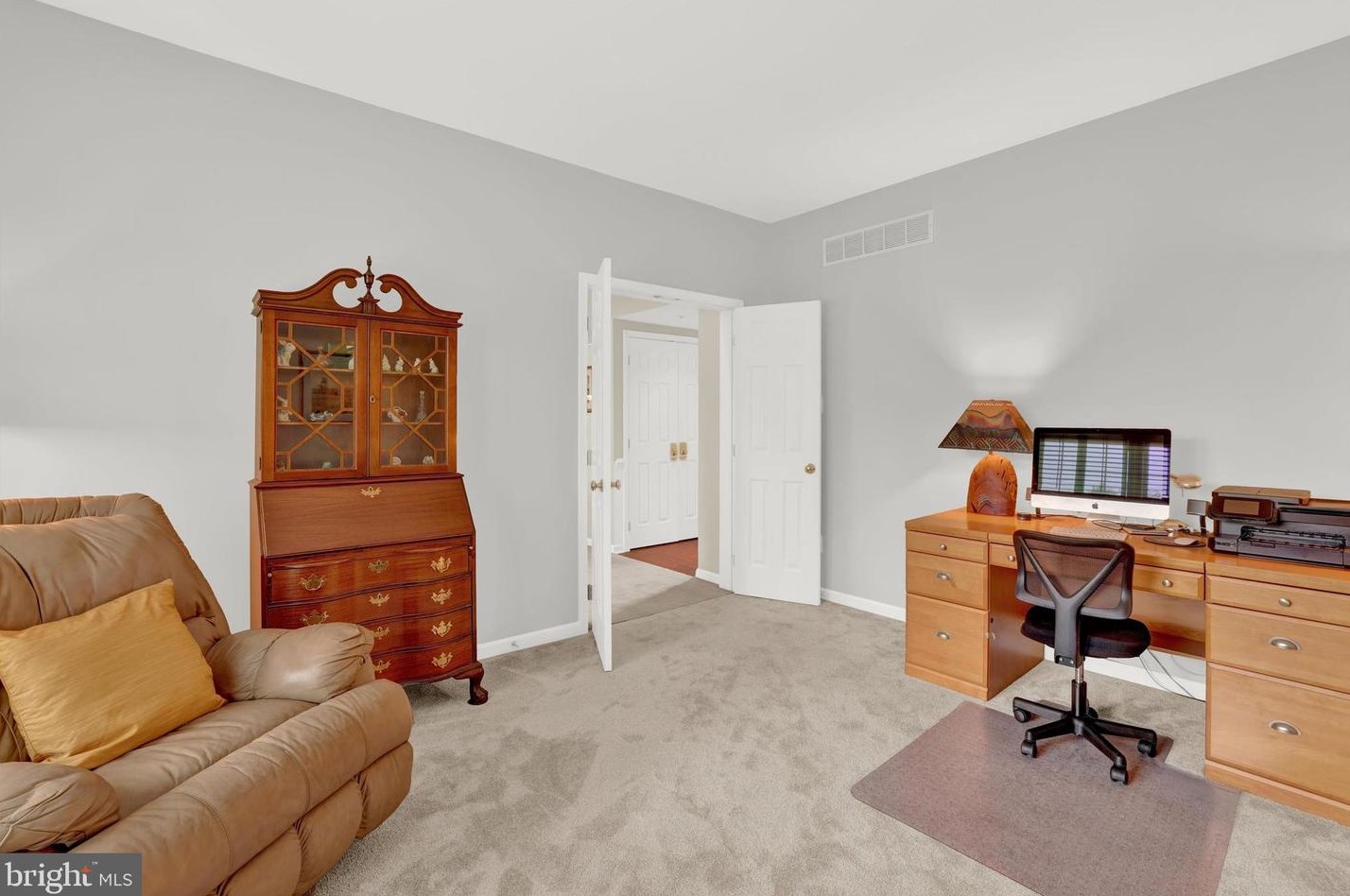 1861 Augusta Dr, Jamison PA 18929-1083 exterior