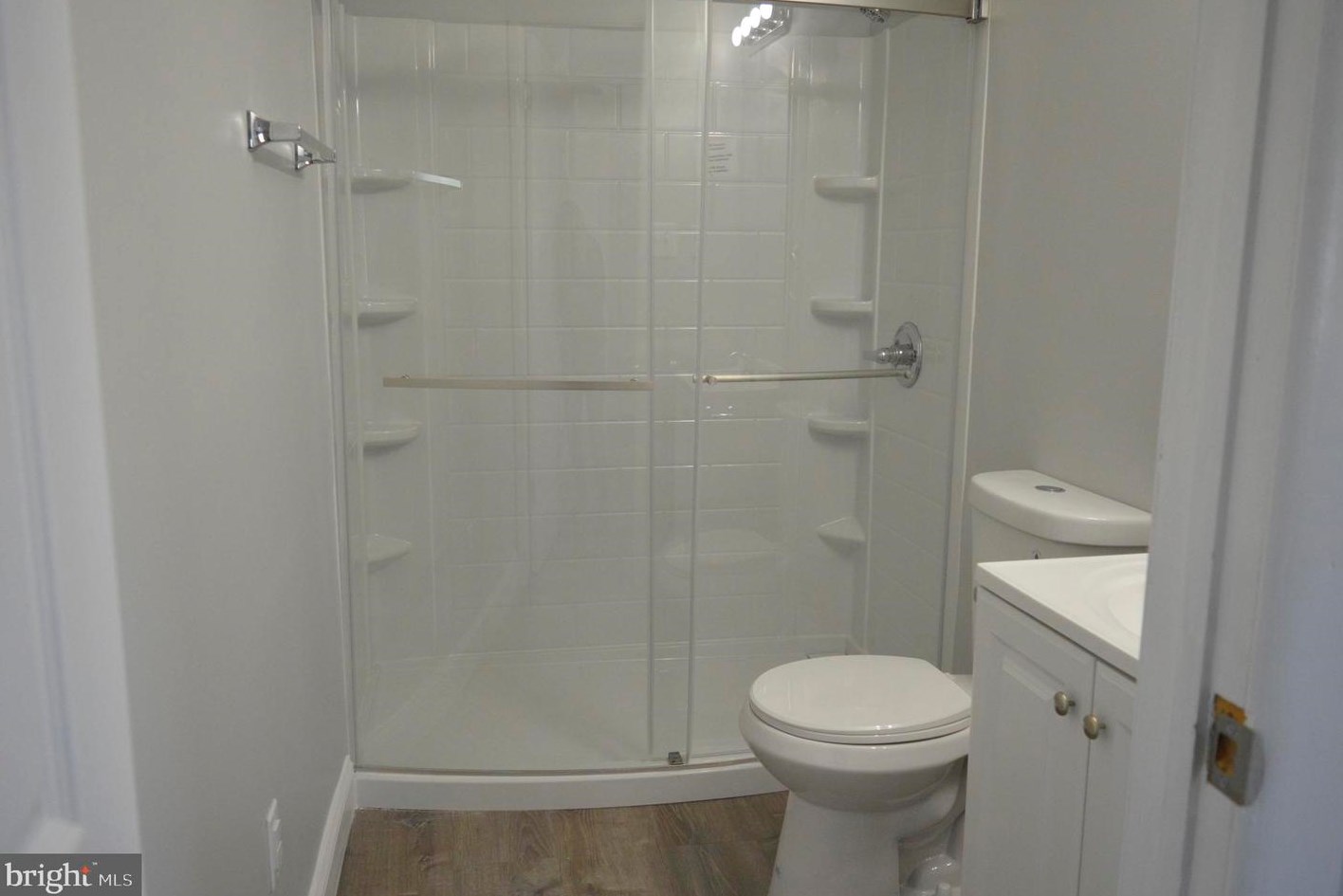 118 E Maple Ave #2r, Langhorne, PA 19047