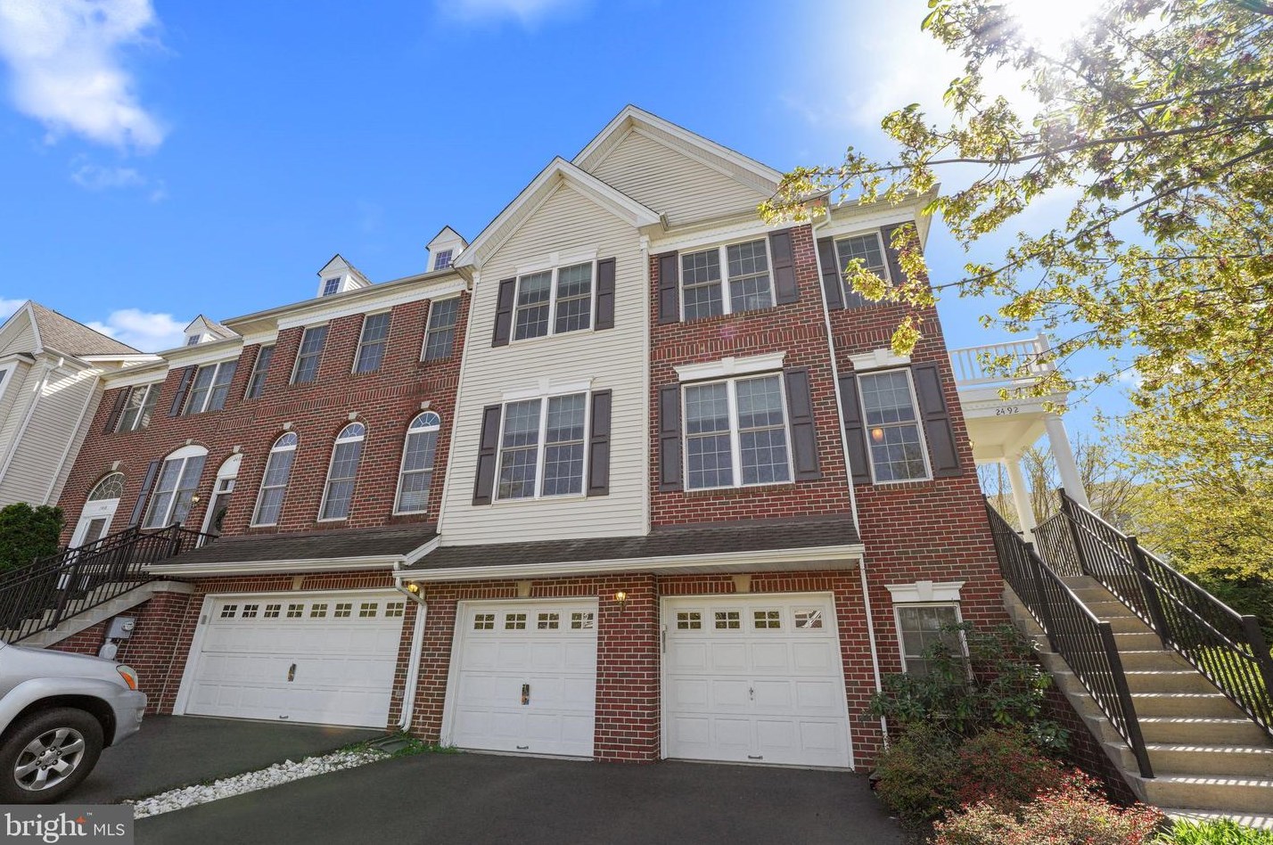 2492 N Whittmore St, Furlong, PA 18925