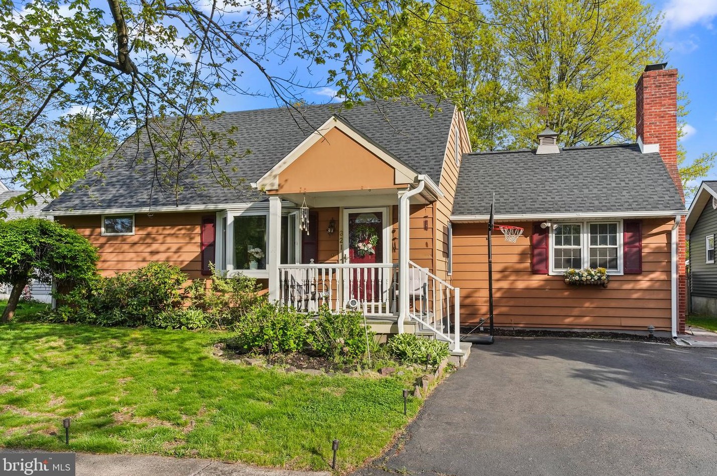 321 Osborne Ave, Yardley, PA 19067
