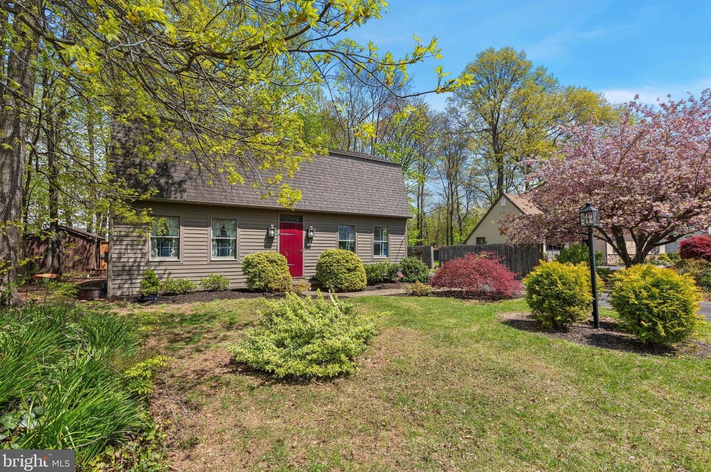 127 Olde Pilgrim Rd, Dublin, PA 18917