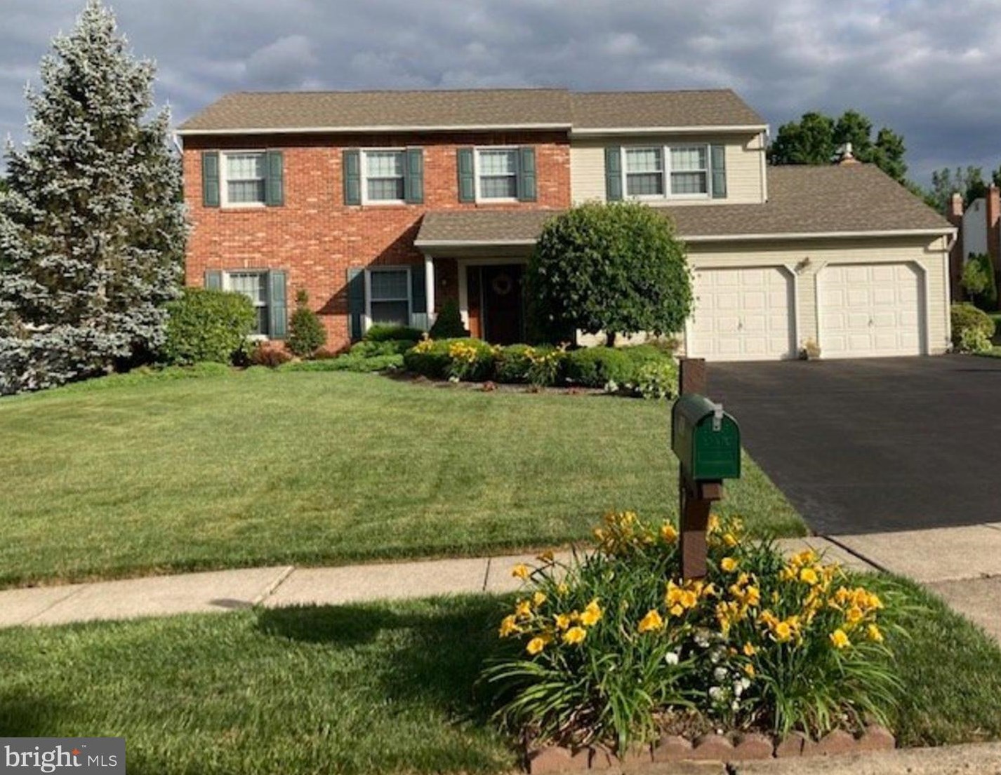 103 White Tail Ct, Chalfont, PA 18914-2036