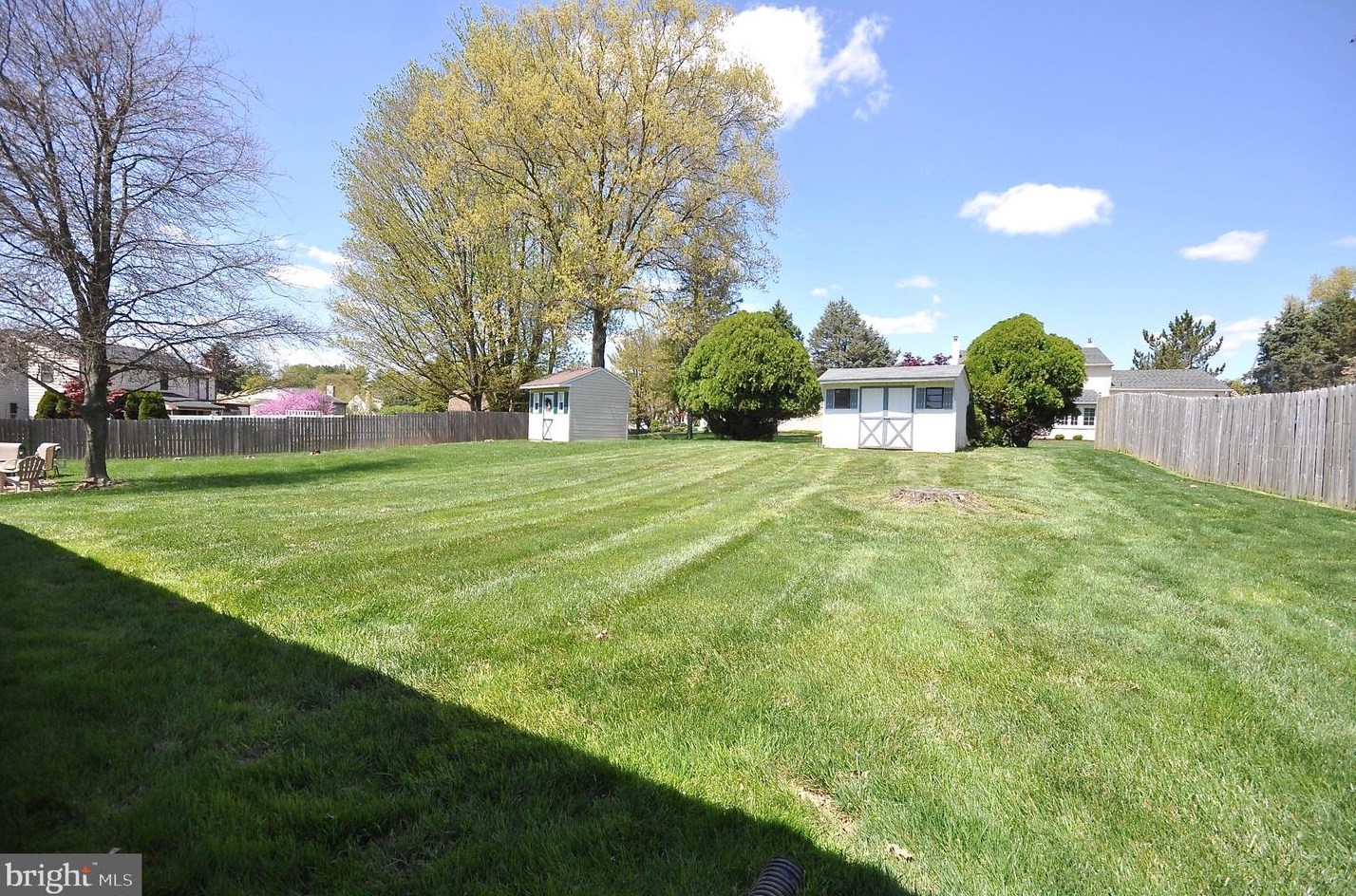 91 Lark Dr, Southampton PA  18966-1969 exterior