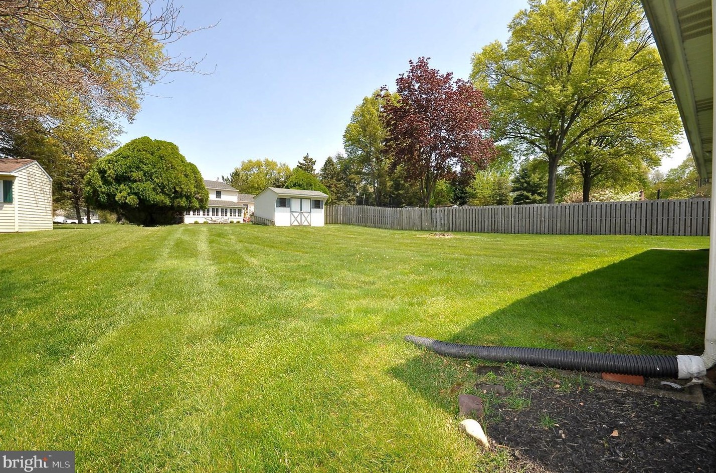 91 Lark Dr, Southampton PA  18966-1969 exterior