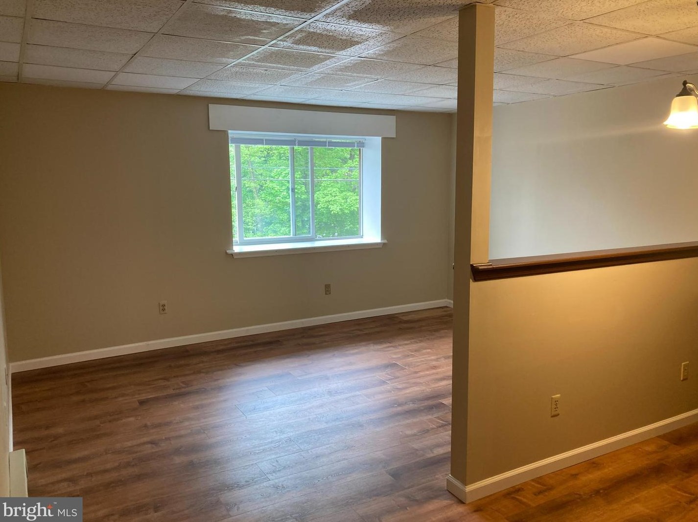 102 Delaware Rd, Riegelsville, PA 18077-7005