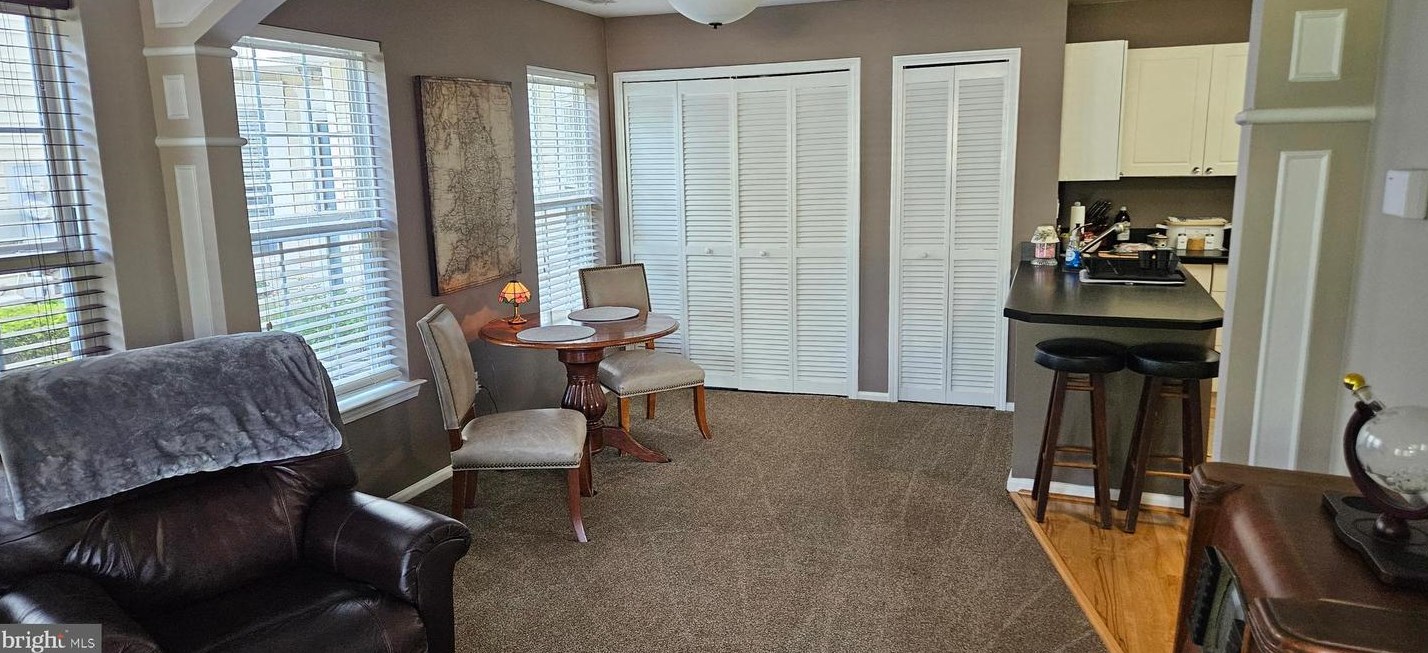 306 Middlebury Dr #275, Warminster, PA 18974