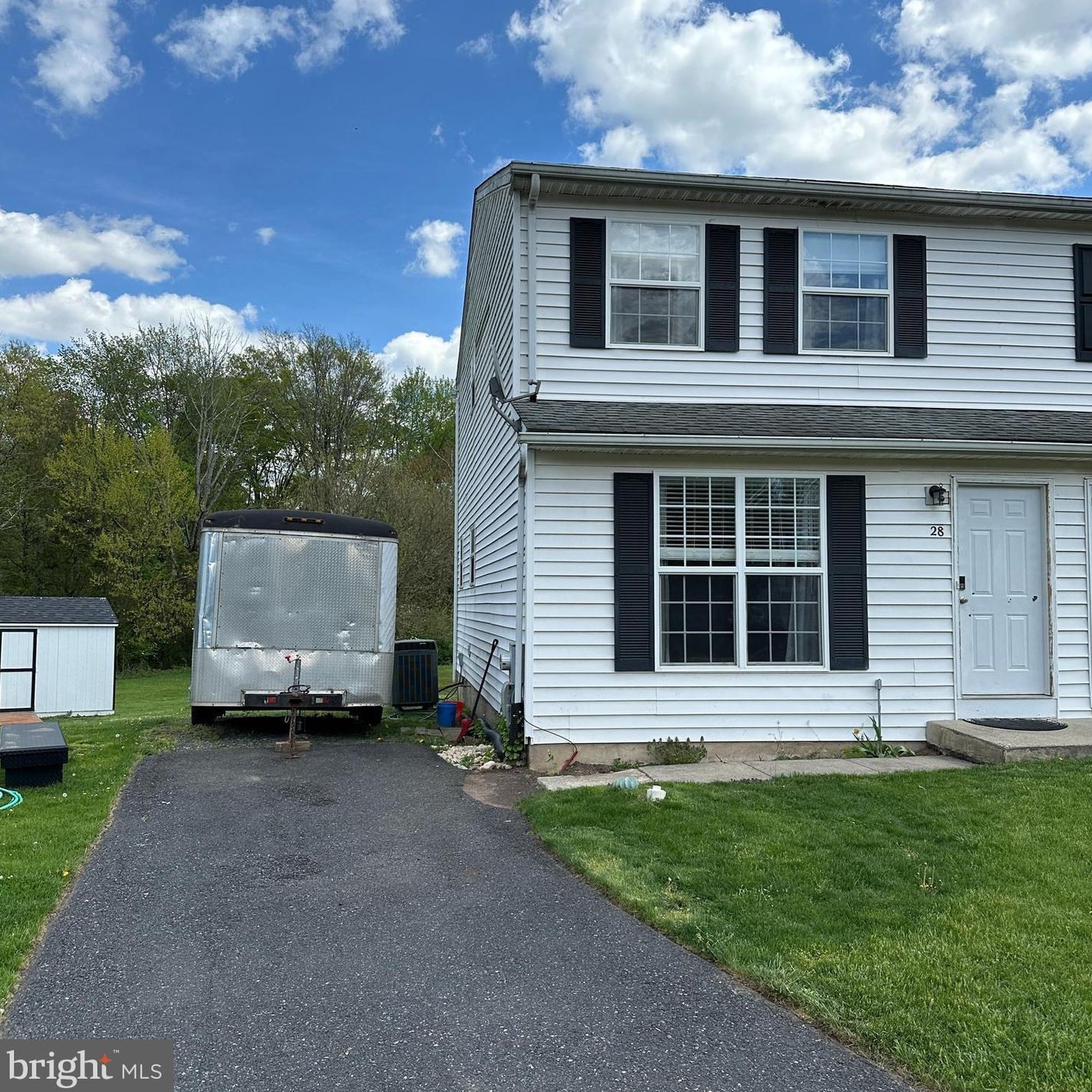 28 Lucky Ln, Quakertown, PA 18951