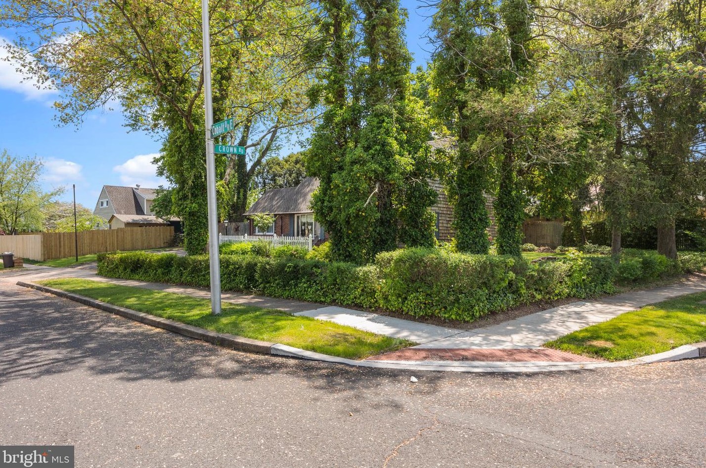 47 Cobalt Ridge Dr, Levittown PA  19057-1624 exterior