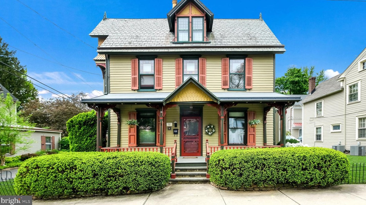 54 Church St, Gardenville, PA