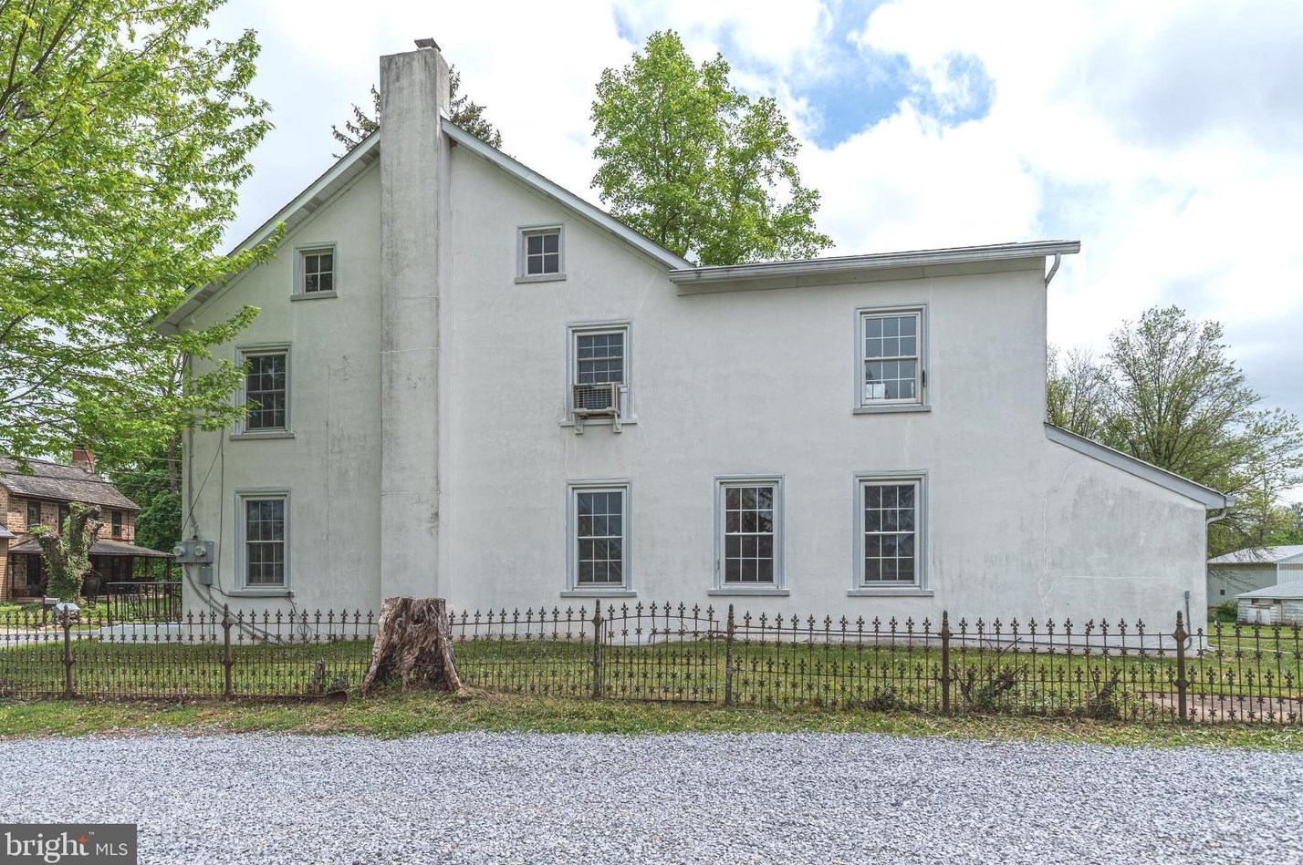 990 E Cherry Rd, Quakertown, PA 18951