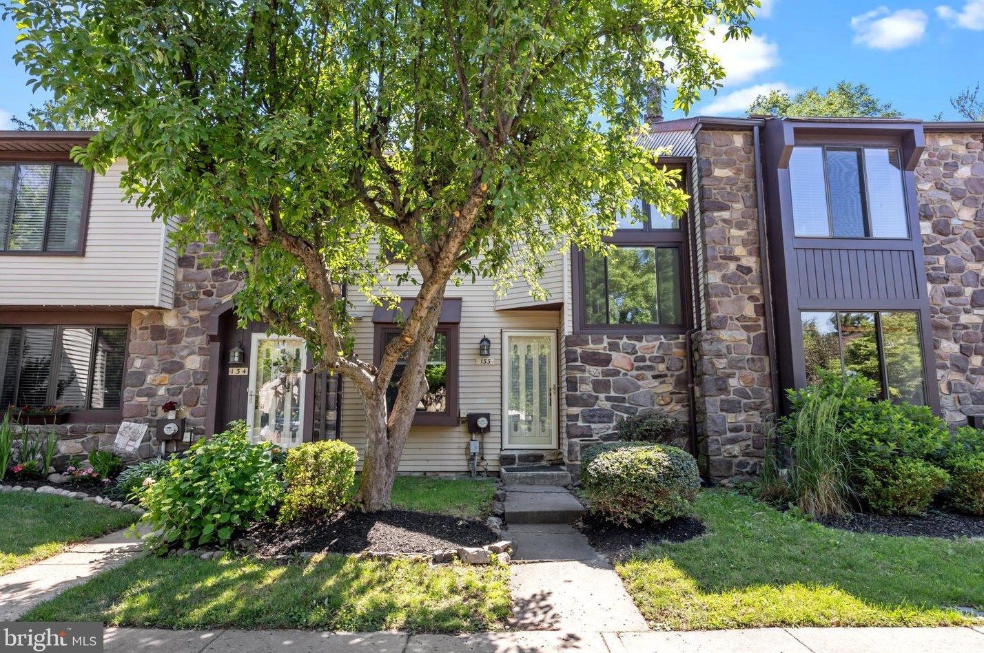 133 Windham Ct, Upper Makefield, PA 18940