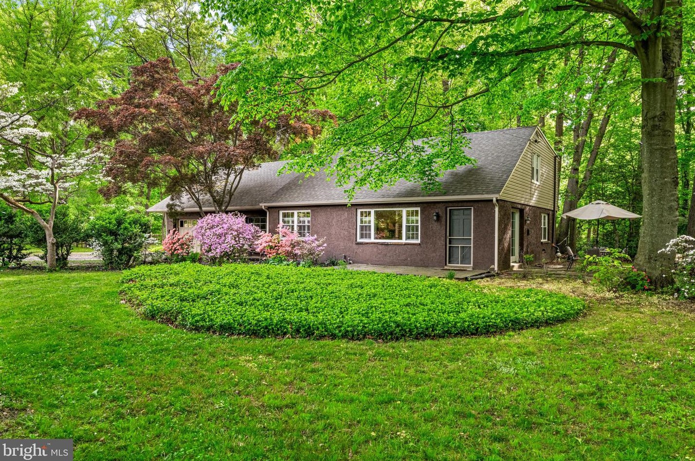 3117 Durham Rd, Gardenville, PA