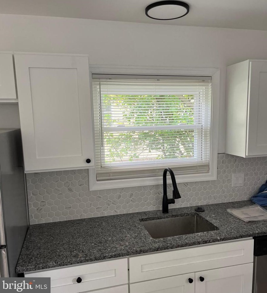 49 Chase Ave, Warminster, PA 18974