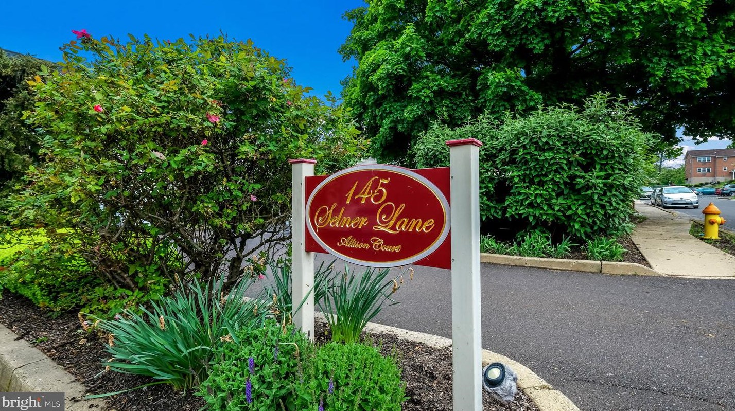 145 Selner Ln, Gardenville PA  exterior