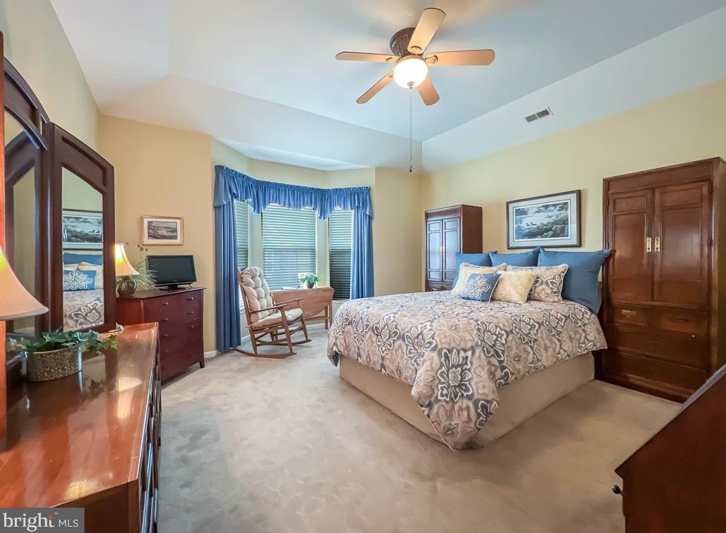 160 Shadybrook Dr, Langhorne PA 19047-8031 exterior