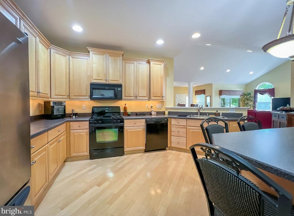 160 Shadybrook Dr, Langhorne PA 19047-8031 exterior