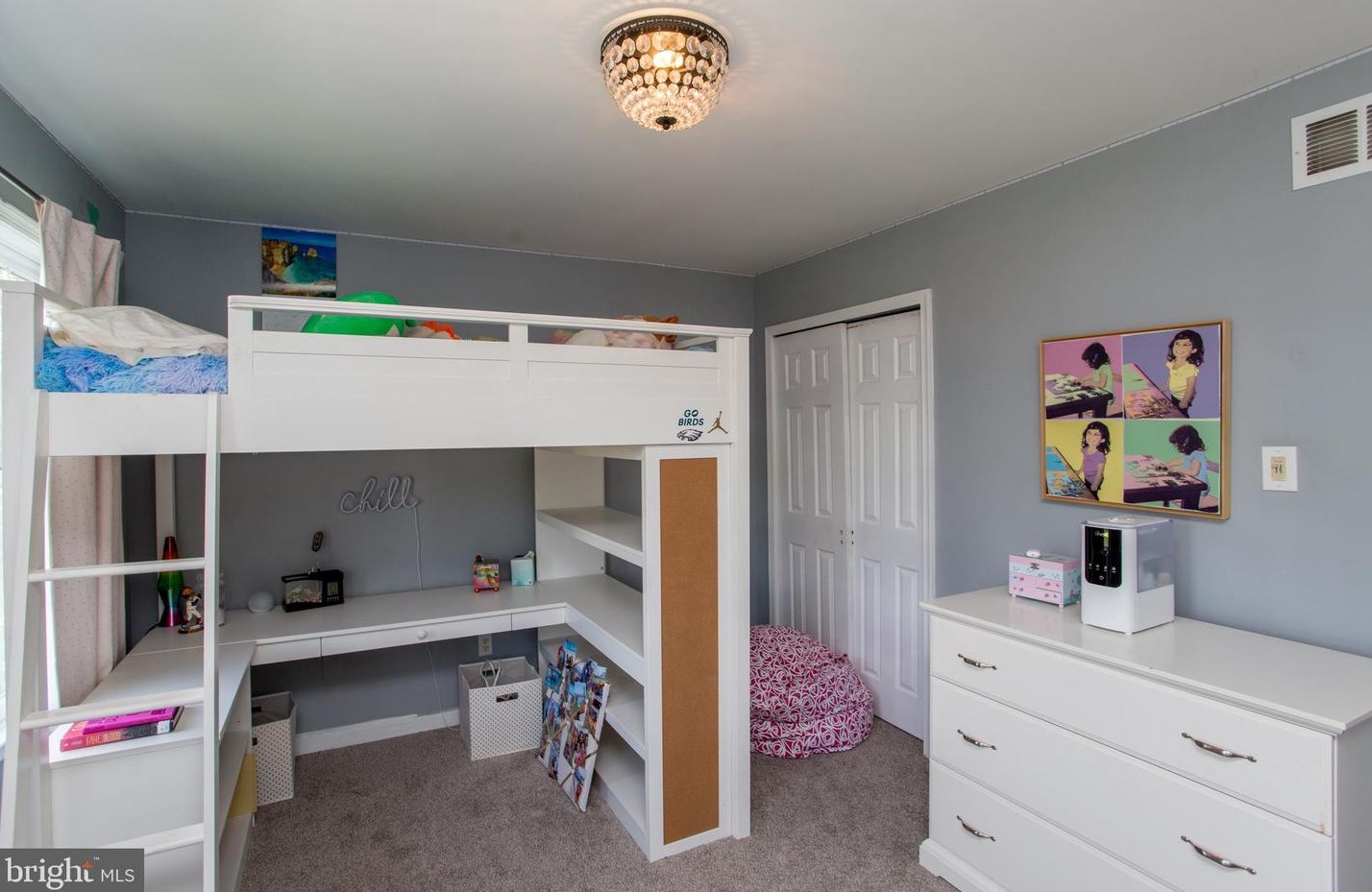 2018 Leedoms Dr, Upper Makefield PA 18940-9420 exterior