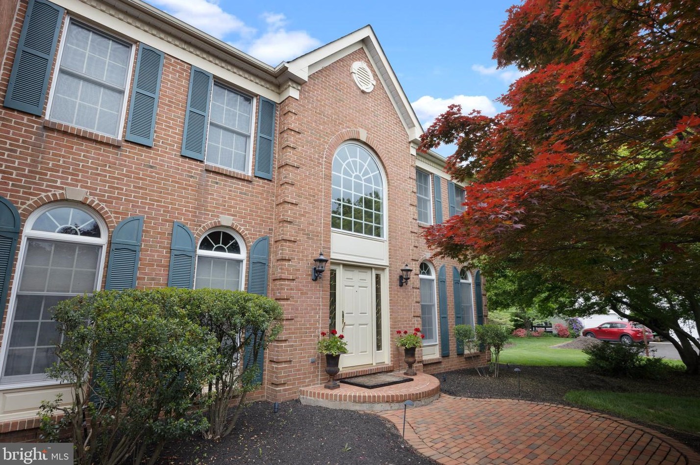 672 Leslie Ln, Yardley, PA 19067