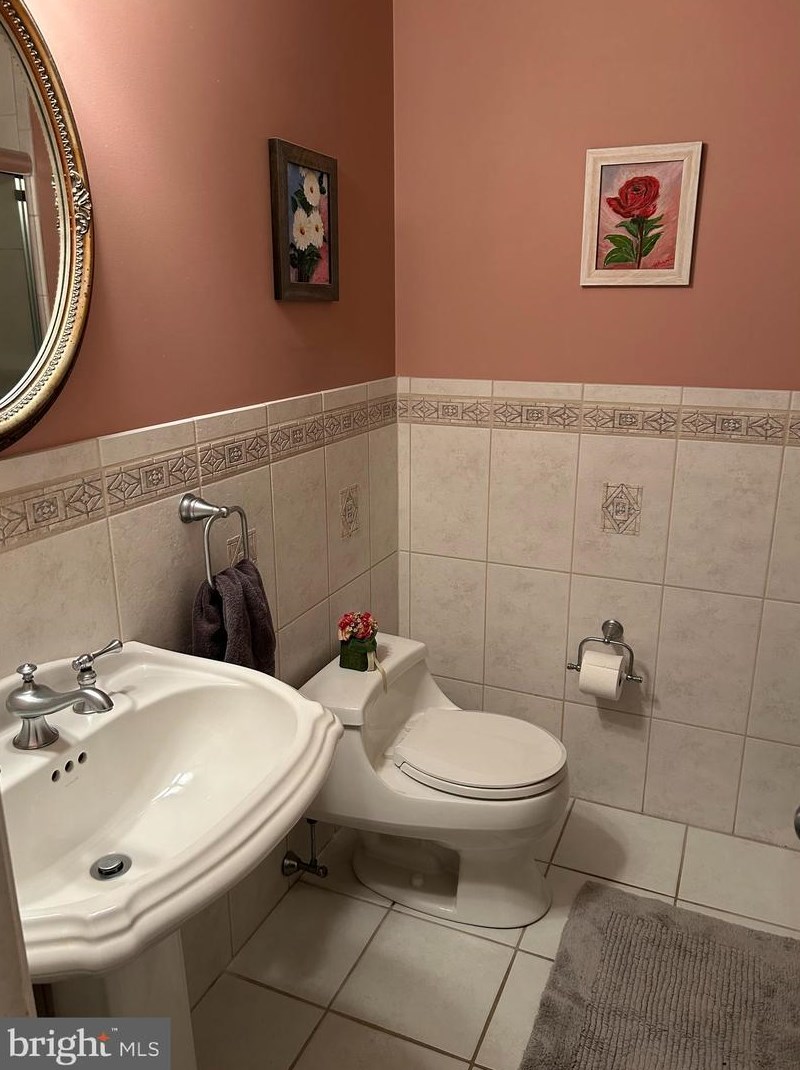 2706 Society Pl, Upper Makefield PA 18940-3236 exterior