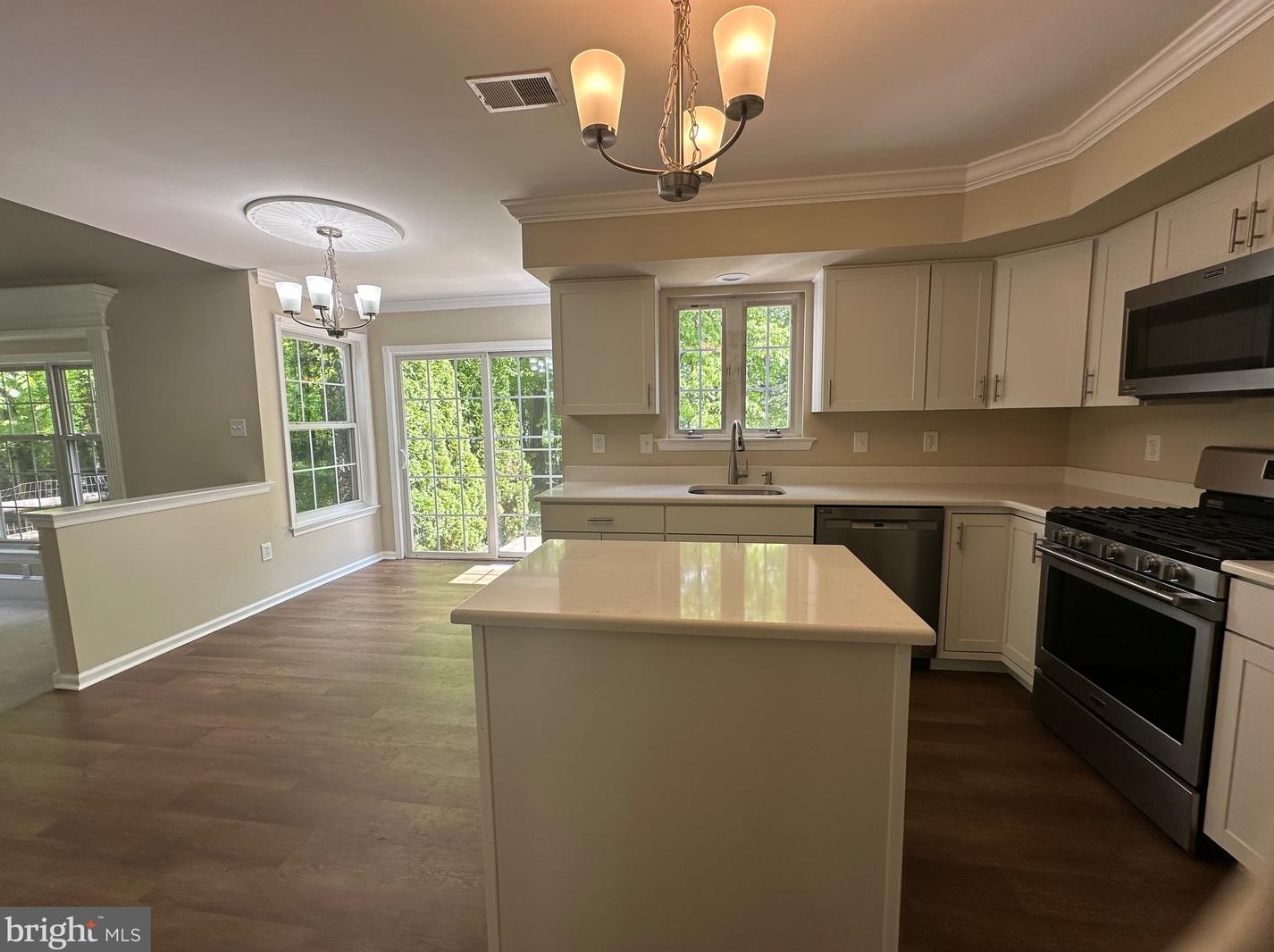 1150 Bridle Path Dr, Quakertown, PA 18951