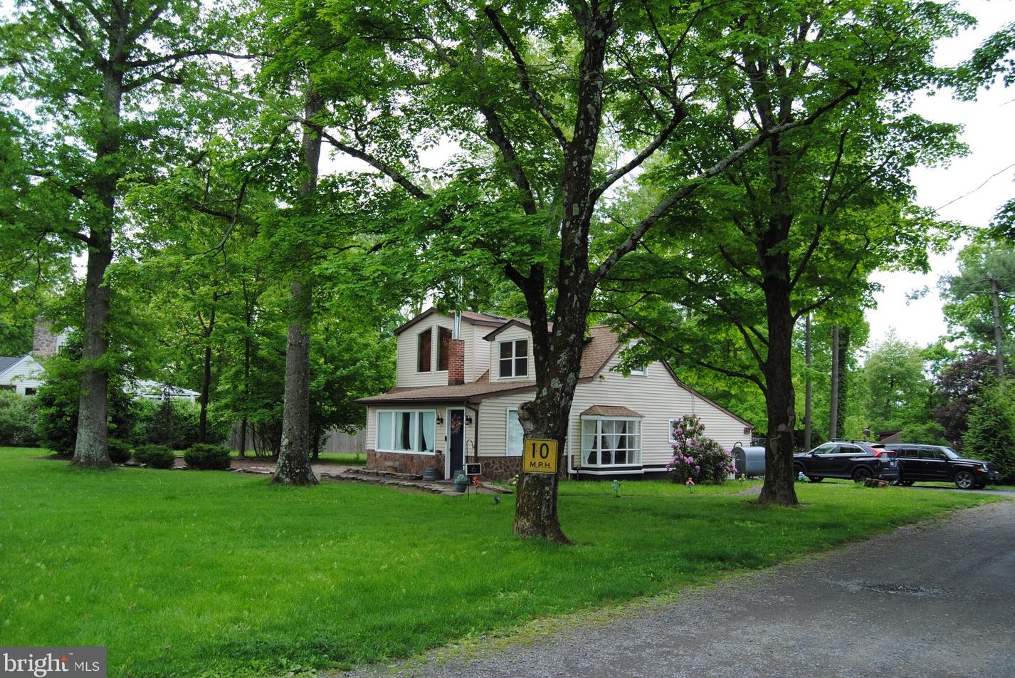 6 Neshaminy Ave, Upper Makefield, PA 18940