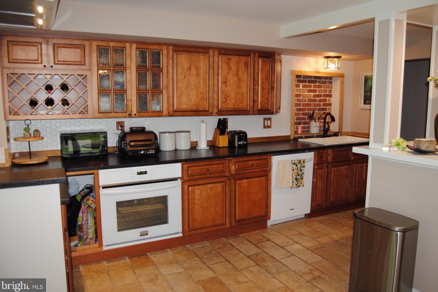 6 Neshaminy Ave, Upper Makefield PA  18940-9647 exterior