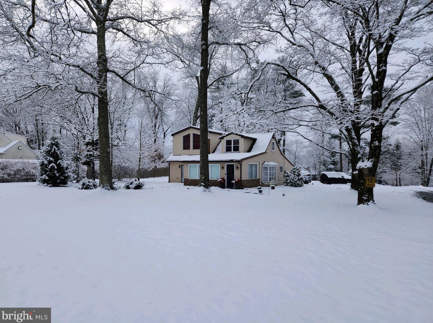 6 Neshaminy Ave, Upper Makefield PA  18940-9647 exterior