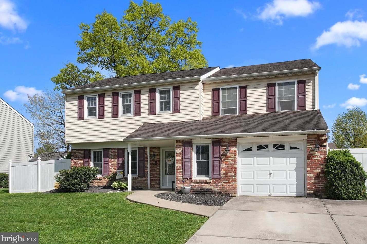 722 Fairbridge Dr, Fairless Hills, PA 19030-3503
