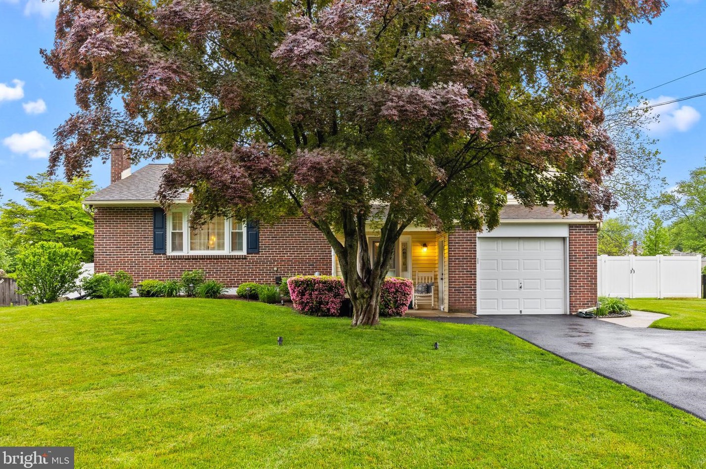57 Deerpath Rd, Southampton, PA 18966