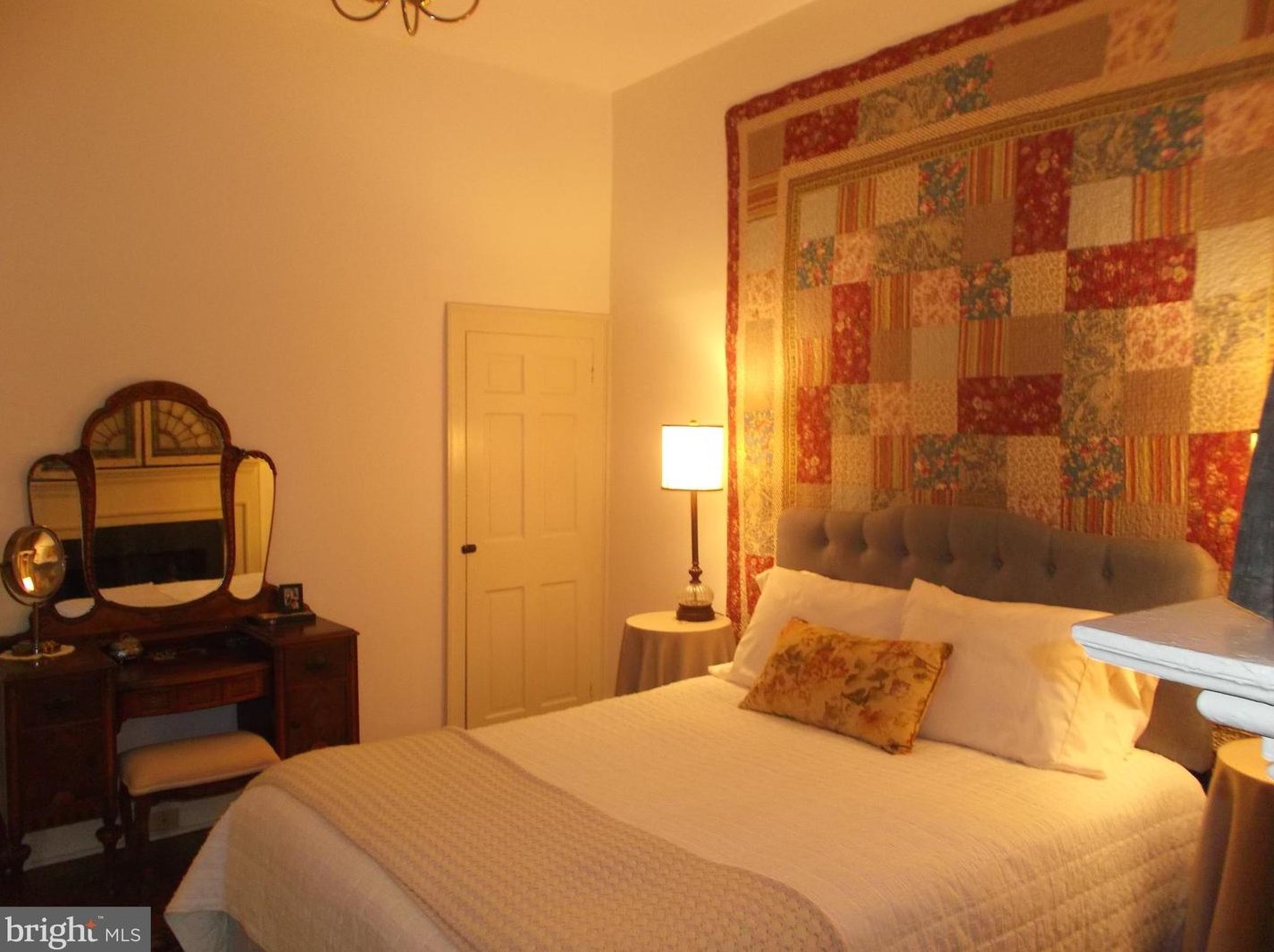 74 State St, Gardenville PA  exterior