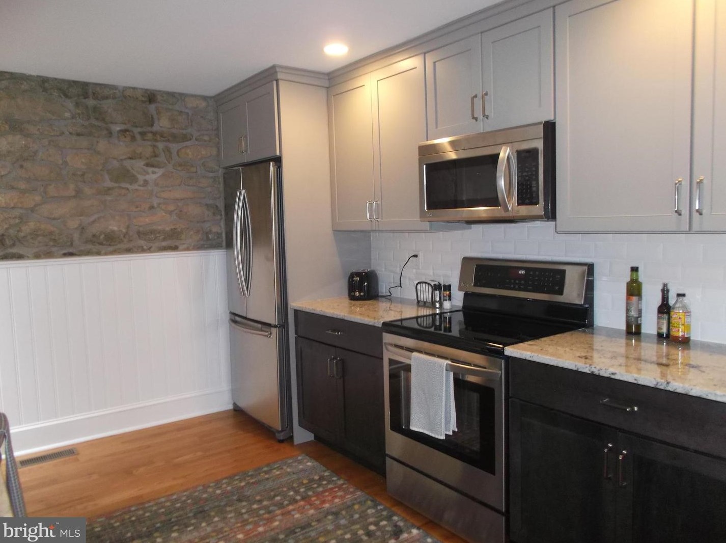 74 State St, Gardenville PA  exterior