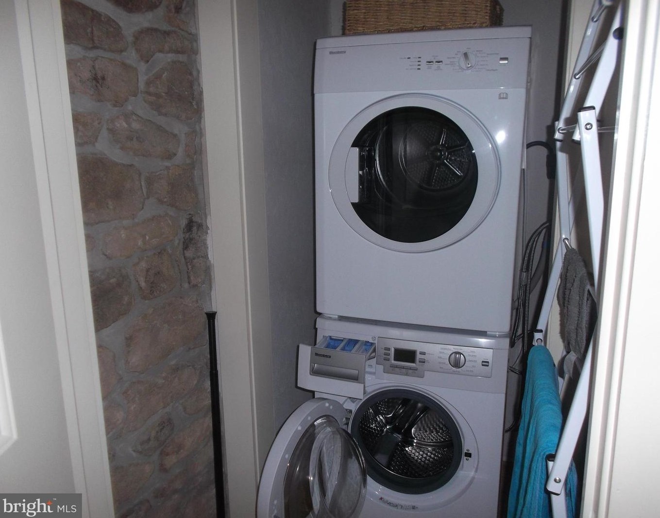 74 State St, Gardenville PA  exterior