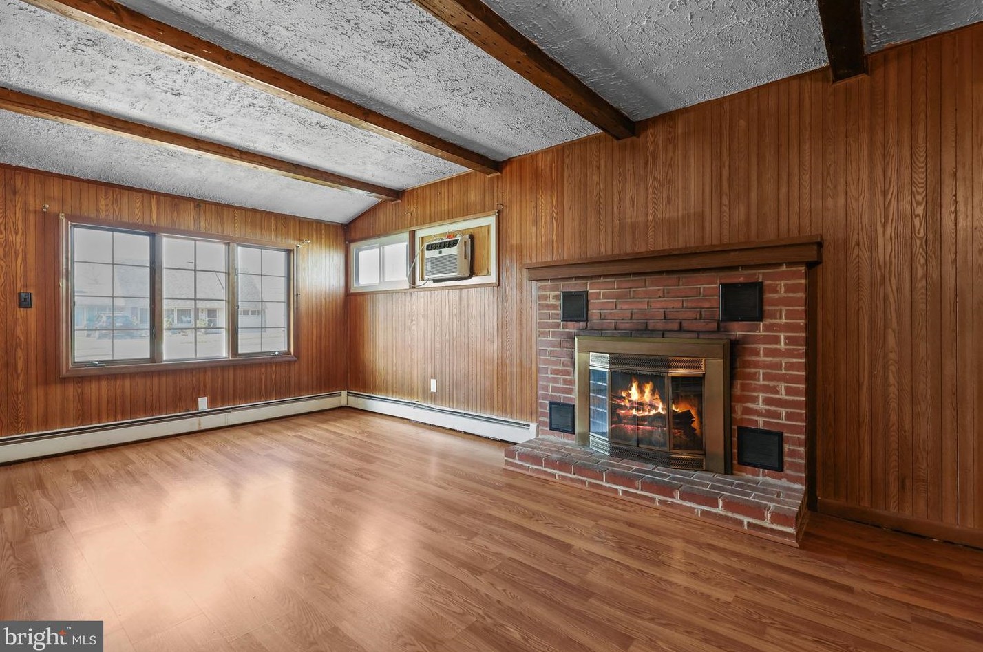 30 Conifer Rd, Levittown PA 19057-1718 exterior