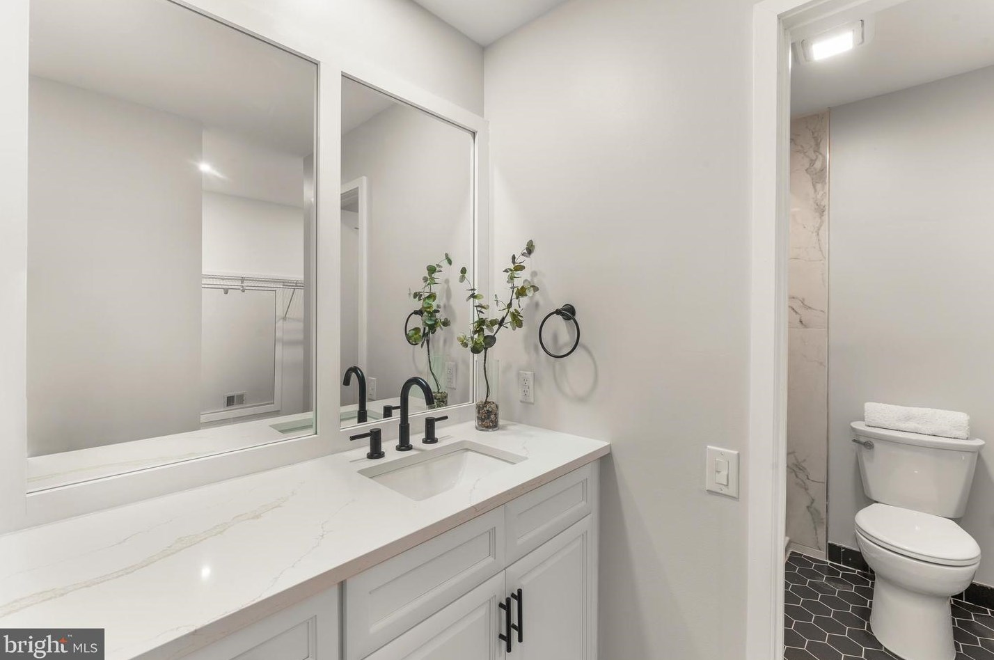 152 Liberty St, Upper Makefield PA 18940-2023 exterior