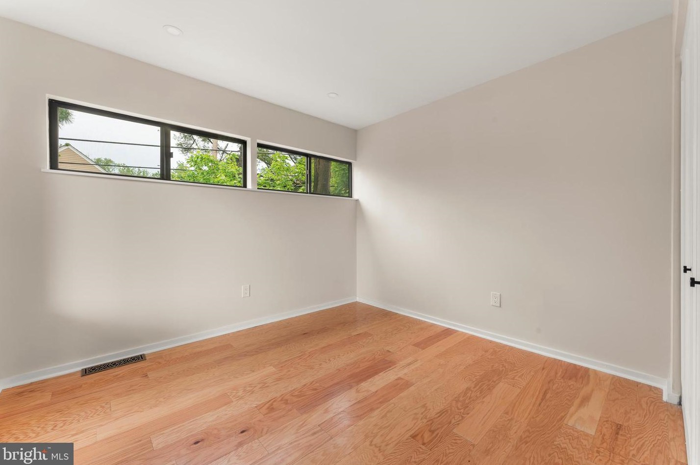 152 Liberty St, Upper Makefield PA 18940-2023 exterior