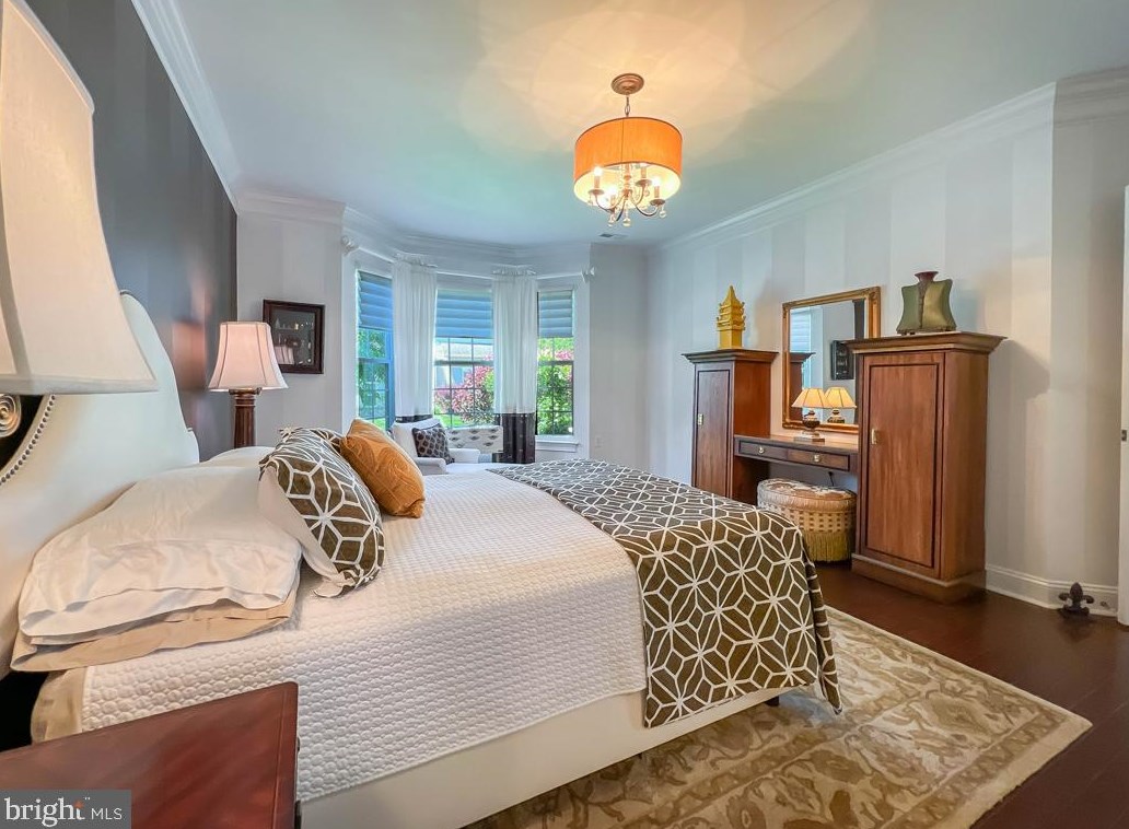 284 Willow Dr, Upper Makefield PA 18940-2453 exterior