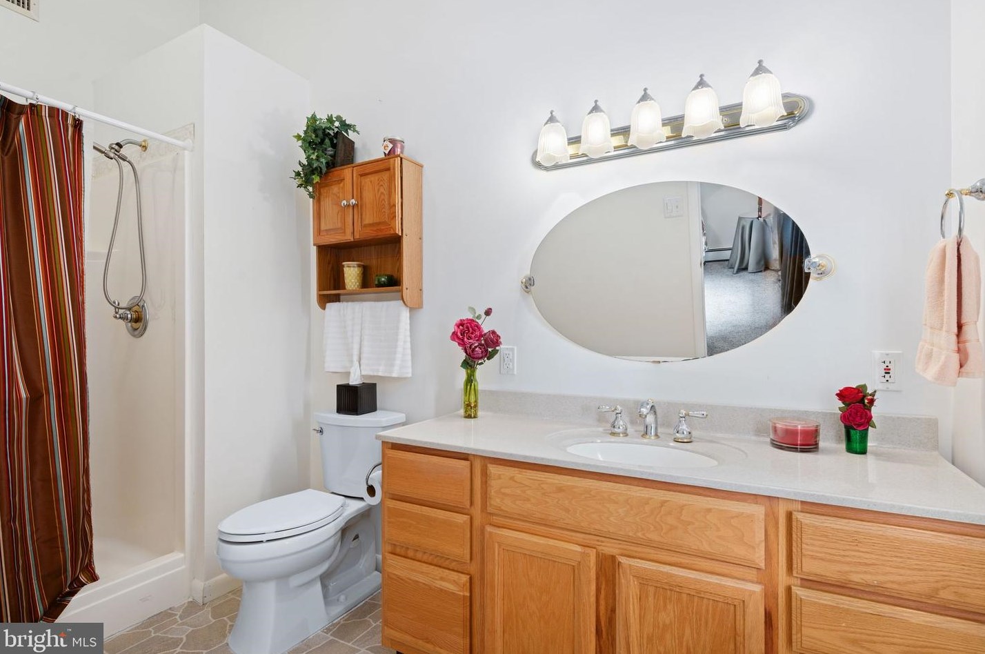 3 Pleasant Ln, Levittown PA  19054-3711 exterior