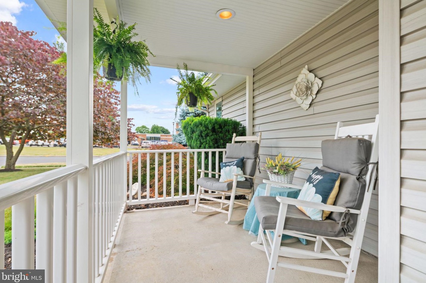 3 Pleasant Ln, Levittown PA  19054-3710 exterior