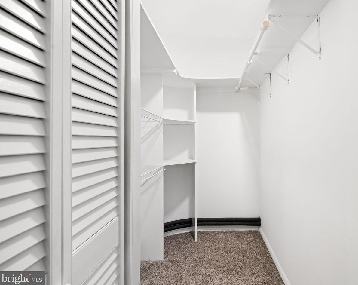 3 Pleasant Ln, Levittown PA  19054-3711 exterior