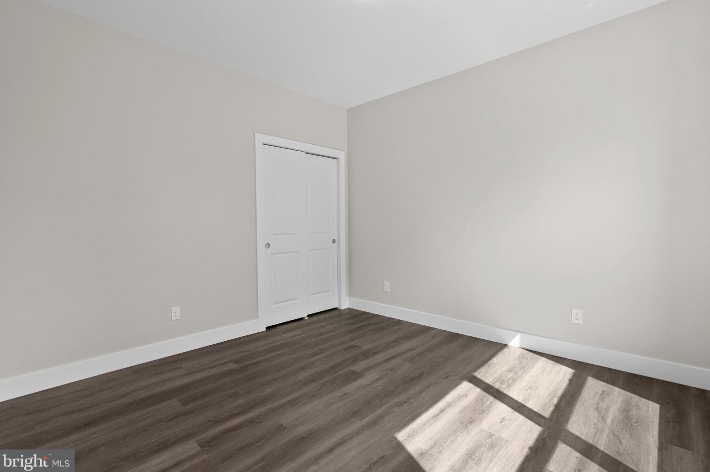 825 Elm Ave, Langhorne PA  19047-5947 exterior
